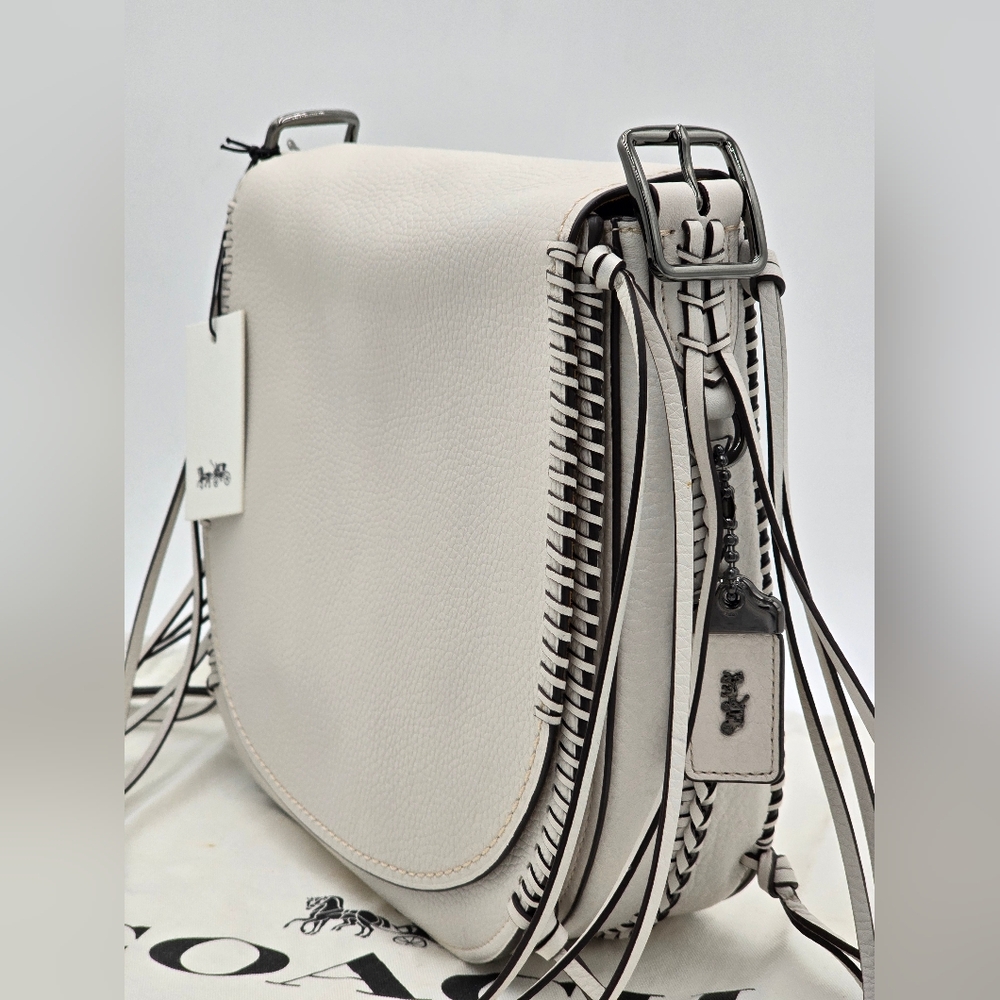 💥NWT💥Coach 1941 Glovetanned Pebbled Leather Whiplash Saddle Bag, Chalk - Picture 2 of 16